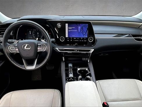 Used 2024 Lexus RX 350 FWD w/ Technology Package image 28