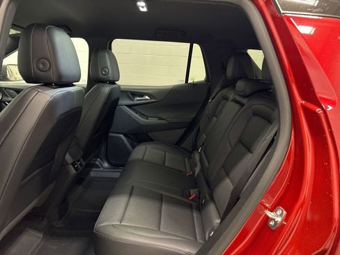 New 2026 Chevrolet Equinox LT w/ Convenience Package II AWD/4WD image 11