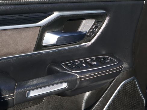 Used 2023 RAM 1500 Laramie image 16