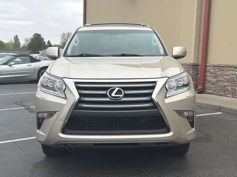 Used 2015 Lexus GX 460 w/ Premium Package AWD/4WD image 18