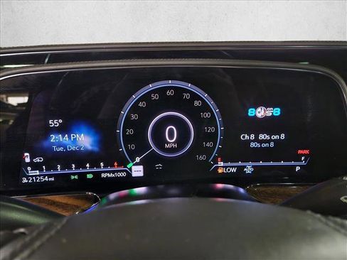 Used 2021 Cadillac Escalade Premium Luxury Platinum image 11