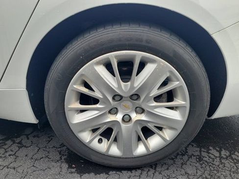 Used 2019 Chevrolet Impala LS FWD image 5