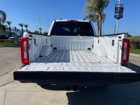 New 2026 Ford F250 XLT w/ FX4 Off-Road Package image 23