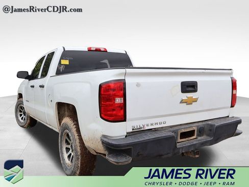 Used 2014 Chevrolet Silverado 1500 W/T w/ Trailering Package AWD/4WD image 3