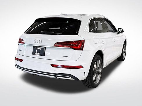 Used 2025 Audi Q5 2.0T Premium Plus w/ Premium Plus Package image 5