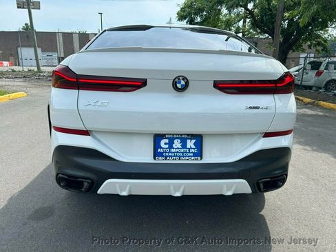 Used 2022 BMW X6 xDrive40i w/ Executive Package AWD/4WD image 12