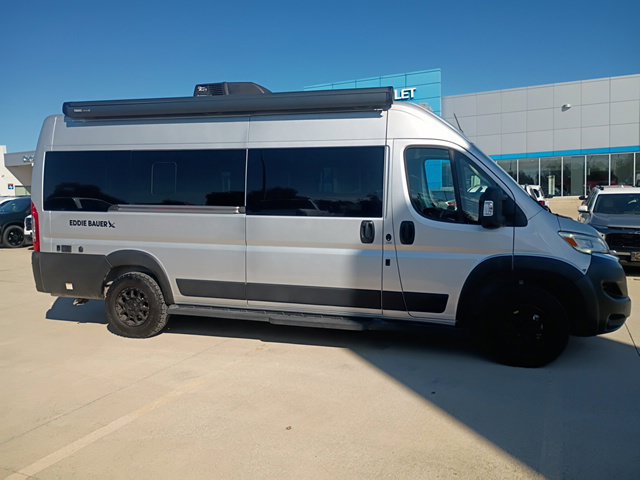 Used 2024 RAM ProMaster 3500 w/ Storage Group FWD image 6