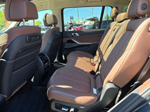 Used 2019 BMW X7 xDrive50i w/ Cold Weather Package AWD/4WD image 19