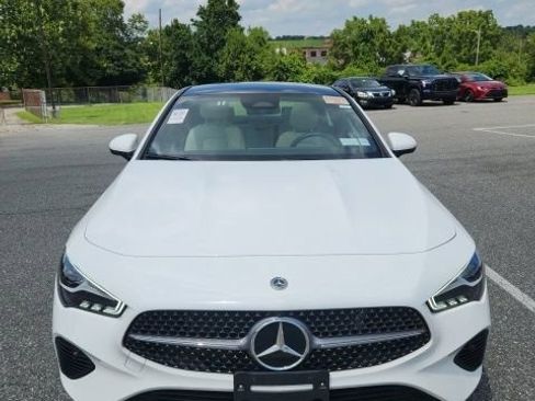 Used 2025 Mercedes-Benz CLA 250 4MATIC image 2