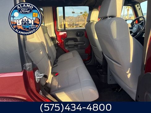 Used 2009 Jeep Wrangler Unlimited Sahara w/ Dual Top Group image 16