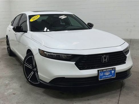 Used 2023 Honda Accord Sport image 6