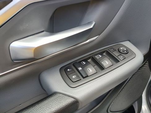 Used 2022 RAM 1500 Big Horn AWD/4WD image 13