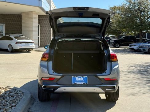 Used 2023 Buick Encore GX Essence w/ Experience Buick Package image 5