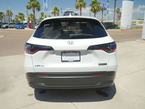 New 2027 Honda HR-V LX image 6