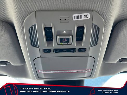 Used 2023 Toyota Highlander XLE FWD image 25