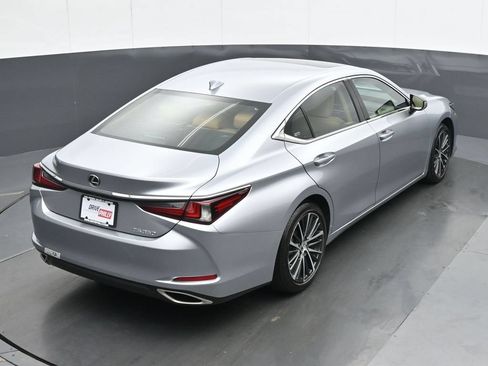 Used 2023 Lexus ES 350 w/ Premium Package FWD image 22
