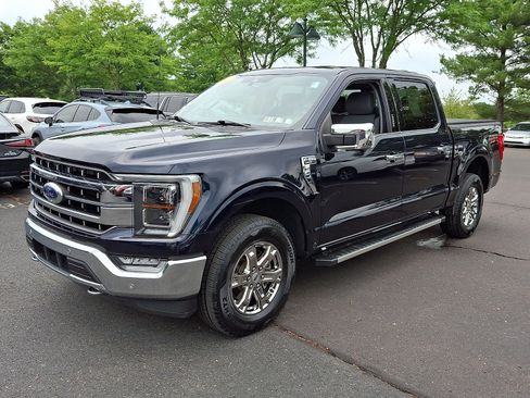 Used 2022 Ford F150 Lariat w/ Equipment Group 502A High AWD/4WD image 3