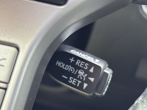 Used 2022 Toyota 4Runner SR5 Premium w/ Moonroof Package image 28