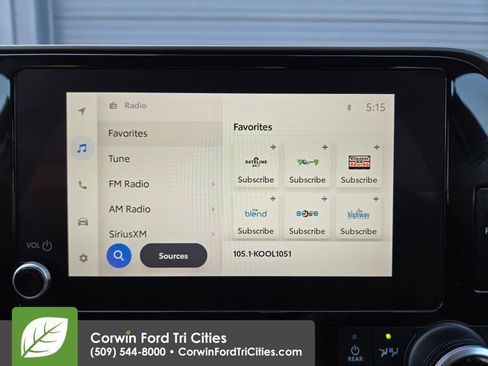 Used 2024 Toyota Highlander LE image 31