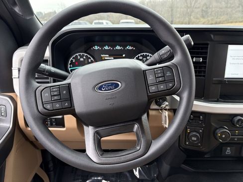 New 2026 Ford F250 XLT w/ 360-Degree Camera Package image 34