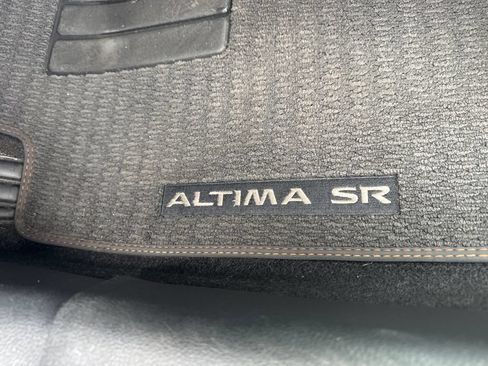 Used 2022 Nissan Altima 2.5 SR w/ Midnight Edition Package AWD/4WD image 21