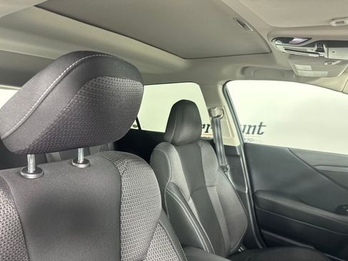 Used 2024 Subaru Outback Premium image 28
