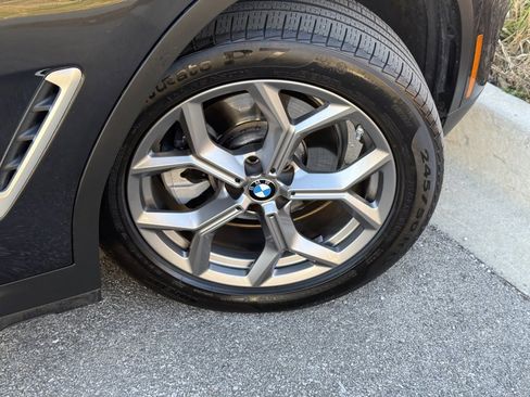 Used 2023 BMW X4 xDrive30i w/ Convenience Package image 7