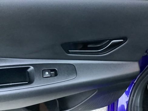 Certified 2025 Hyundai Elantra Sport image 16