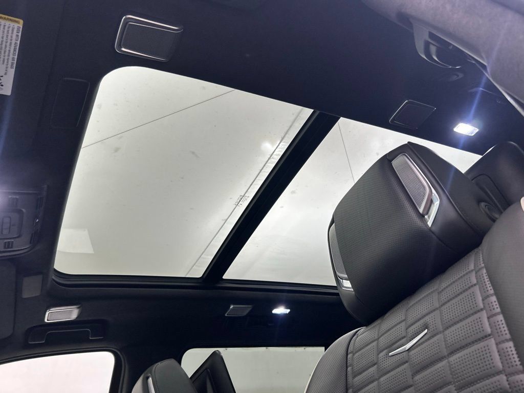 Used 2023 Cadillac Escalade ESV Premium Luxury Platinum w/ LPO, Radiant Package AWD/4WD image 23