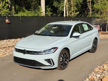 New 2025 Volkswagen Jetta SE
