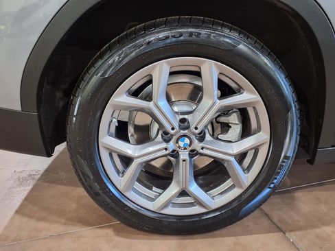 Used 2024 BMW X3 xDrive30i w/ Premium Package AWD/4WD image 7