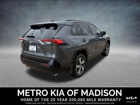 Used 2023 Toyota RAV4 SE w/ Weather & Moonroof Package AWD/4WD image 6