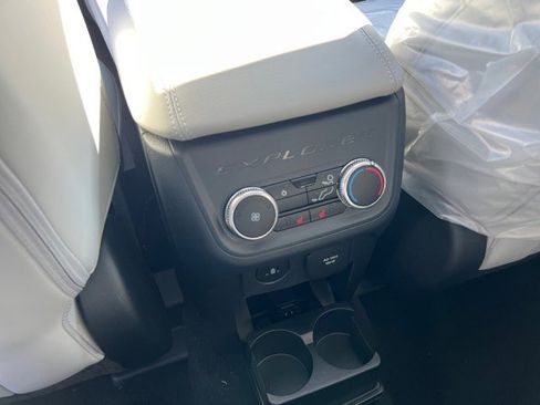New 2026 Ford Explorer Platinum w/ LUX Leather Package image 20