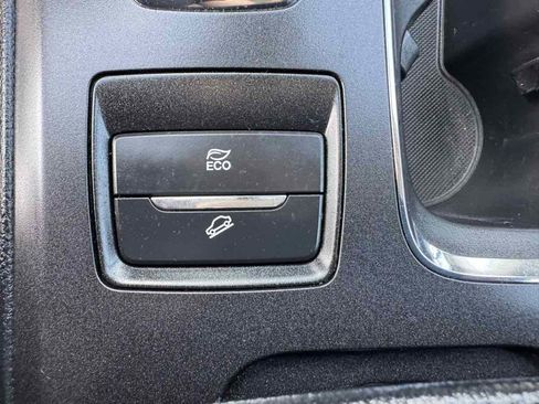 Used 2019 Ford Fusion SE image 20