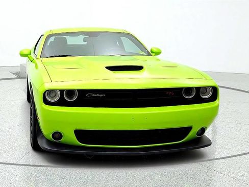 Used 2019 Dodge Challenger R/T Scat Pack w/ Dynamics Package RWD image 2