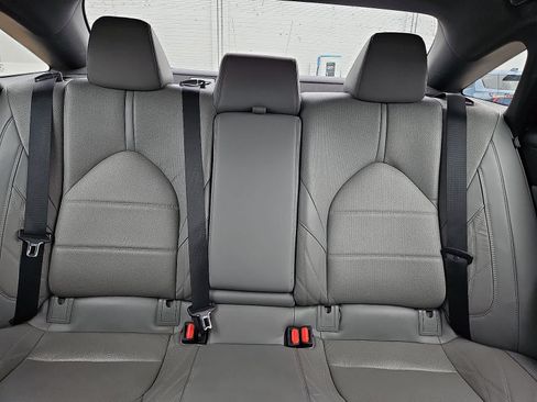 Used 2020 Toyota Avalon Limited FWD image 14
