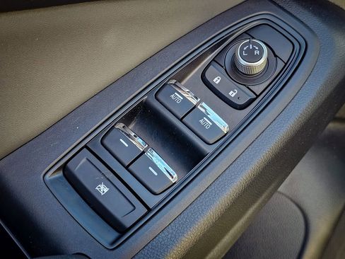 Used 2023 Subaru Ascent Onyx Edition image 11