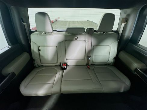 Used 2022 Chevrolet Silverado 2500 LTZ image 13