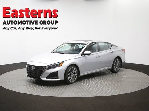 Used 2023 Nissan Altima 2.5 SL FWD image 58