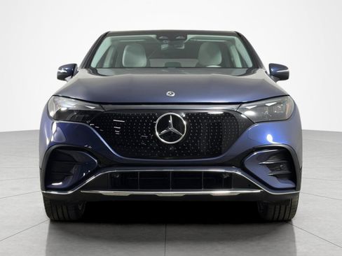 Used 2023 Mercedes-Benz EQE 350+ SUV image 8