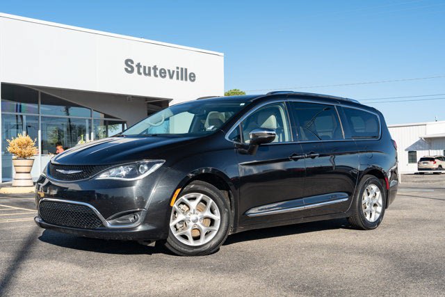 Used 2020 Chrysler Pacifica Limited FWD image 1