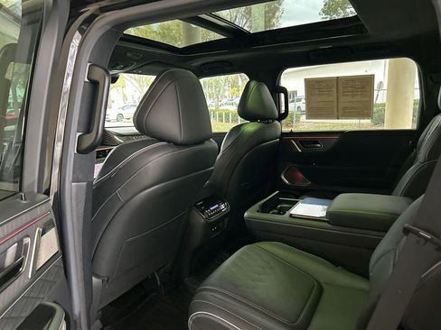 Used 2025 INFINITI QX80 Autograph w/ Premium Cargo Package AWD/4WD image 52