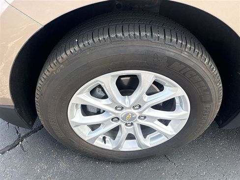 Certified 2019 Chevrolet Equinox LT FWD image 31