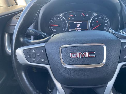 Used 2020 GMC Terrain SLT w/ Preferred Package image 17