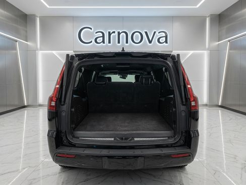 Used 2019 Cadillac Escalade ESV Platinum RWD image 8