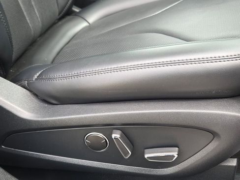 Used 2021 Lincoln Nautilus Reserve w/ Monochromatic Package AWD/4WD image 10