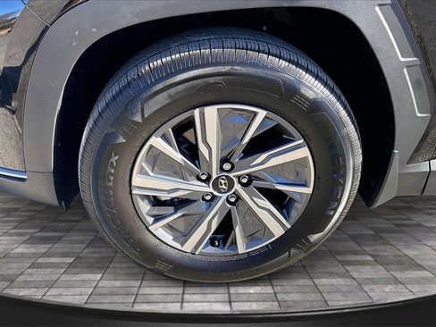 Used 2024 Hyundai Tucson Blue image 9