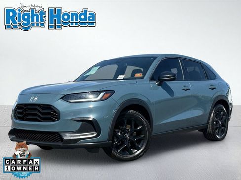 Used 2023 Honda HR-V Sport image 1