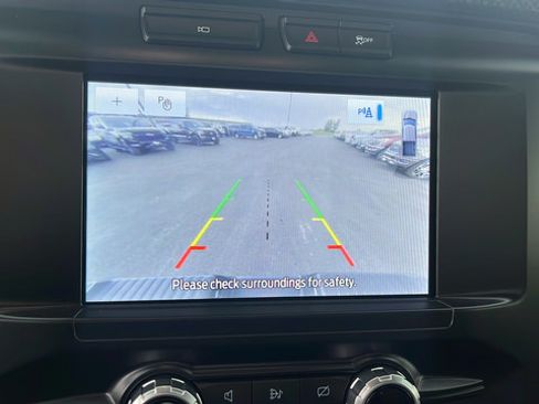 Used 2022 Ford F150 XLT w/ Equipment Group 301A Mid AWD/4WD image 14