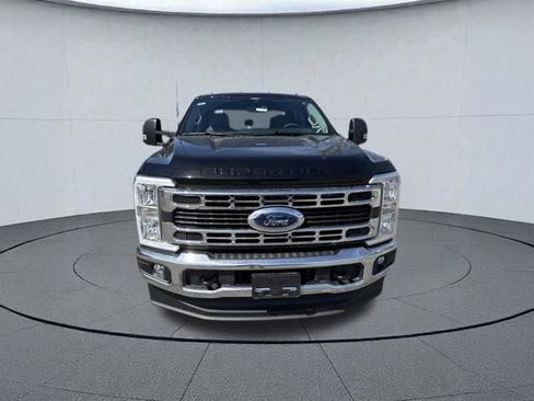 New 2026 Ford F350 XLT w/ XLT Value Package AWD/4WD image 8